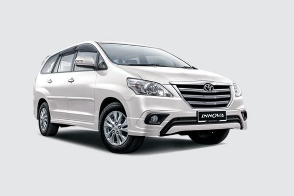 Toyota Innova Taxi in Nashik